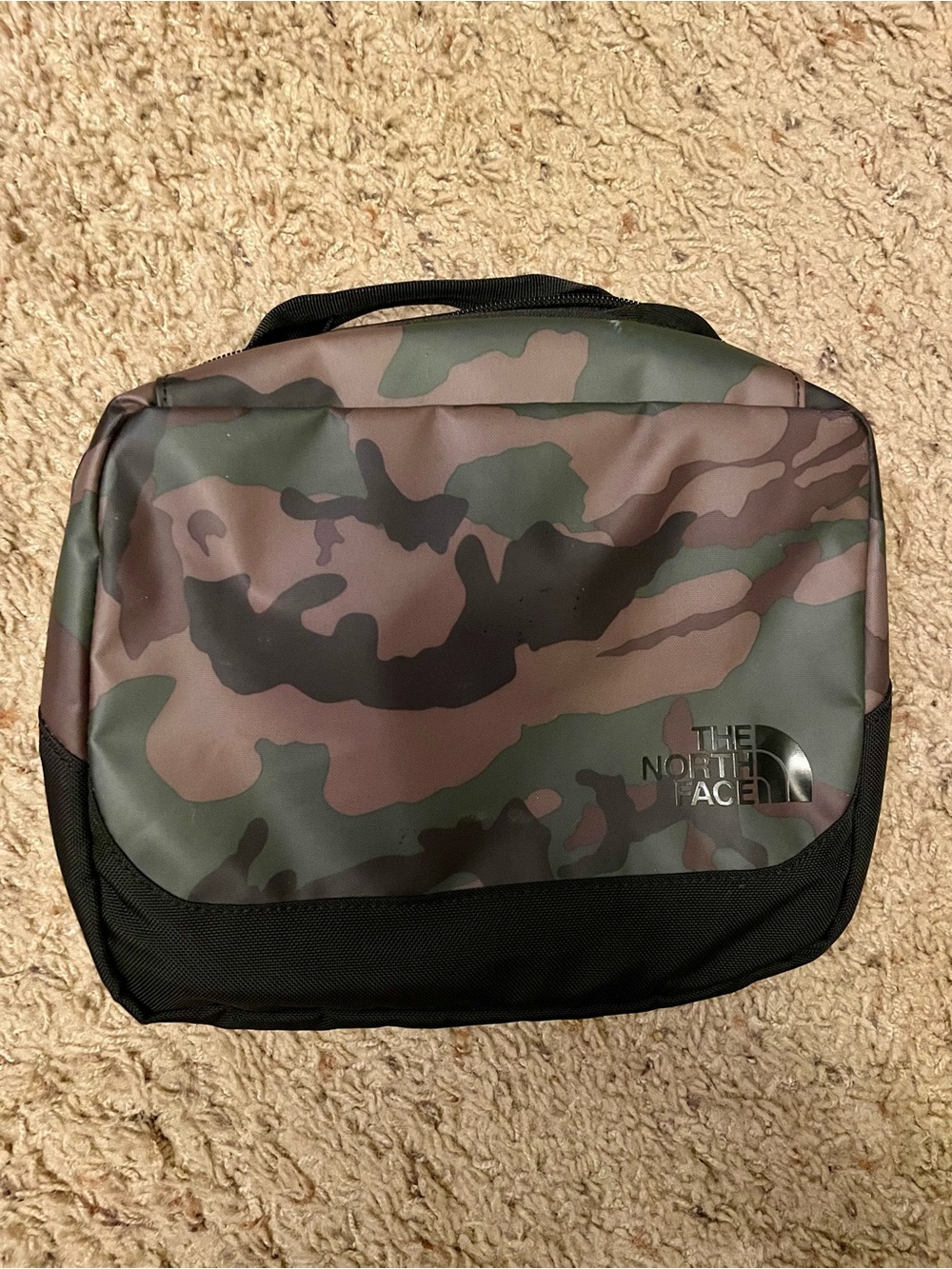 The North Face Base Camp Flat Travel Kit